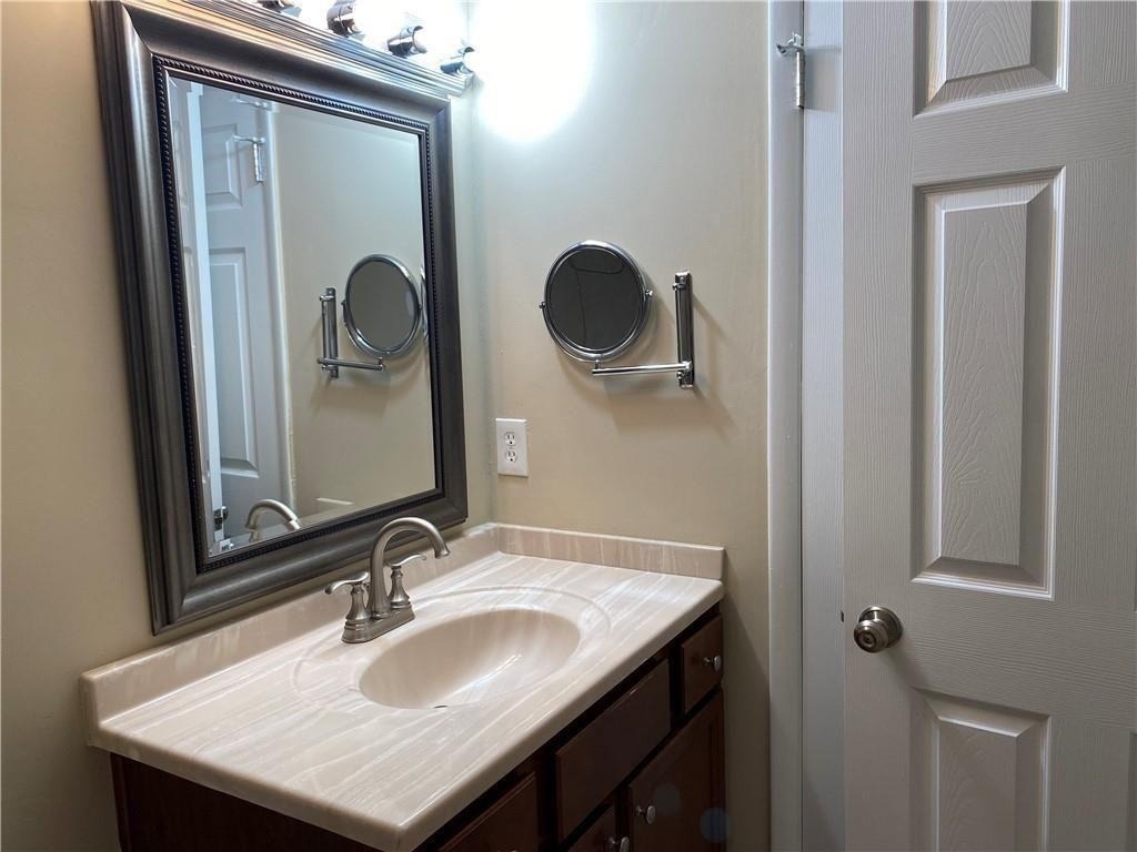 2207 Surrey Court Se - Photo 24