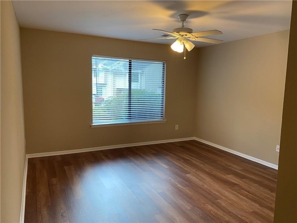 2207 Surrey Court Se - Photo 11