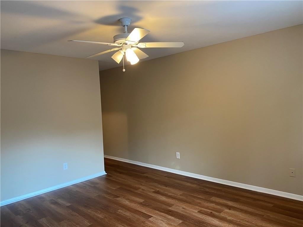 2207 Surrey Court Se - Photo 12