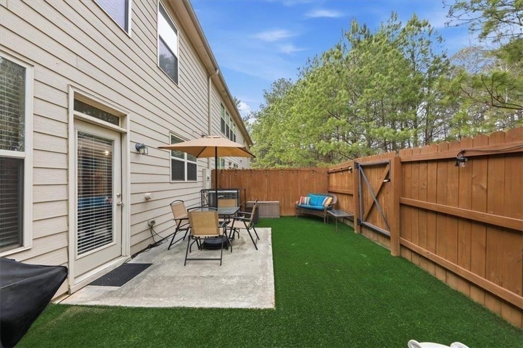 5527 Radford Loop - Photo 2