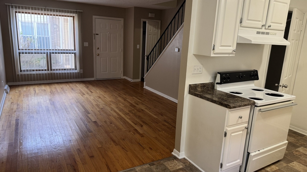 39 Sutton Court - Photo 5
