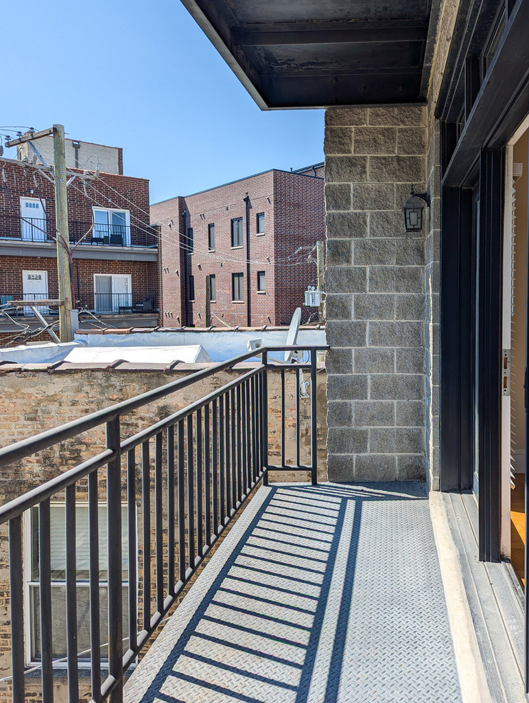 2942 N Lincoln Avenue - Photo 23