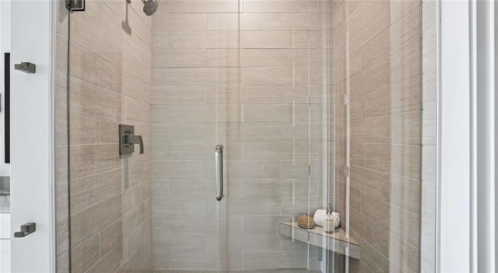 205 12th Street Ne - Photo 37