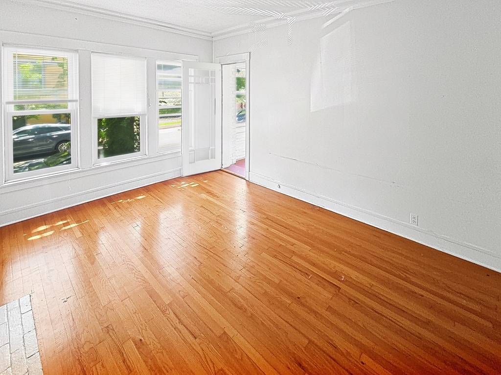 1308 W Rosemont Avenue - Photo 1