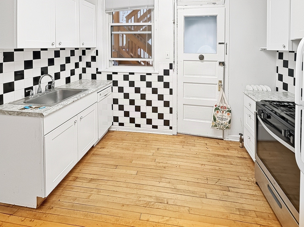 1308 W Rosemont Avenue - Photo 10