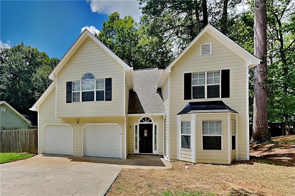 4015 Sharon Woods Drive - Photo 0