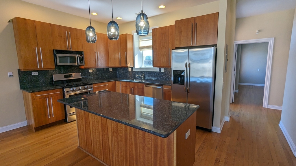 1355 W Washington Boulevard - Photo 5