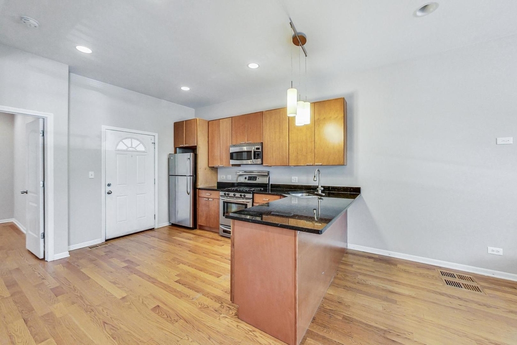 2839 W Cortez Street - Photo 6
