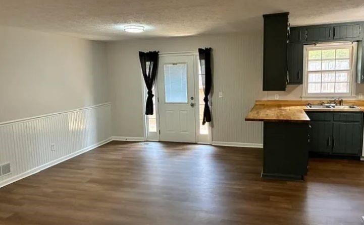 1011 Smith Sisters Road - Photo 10