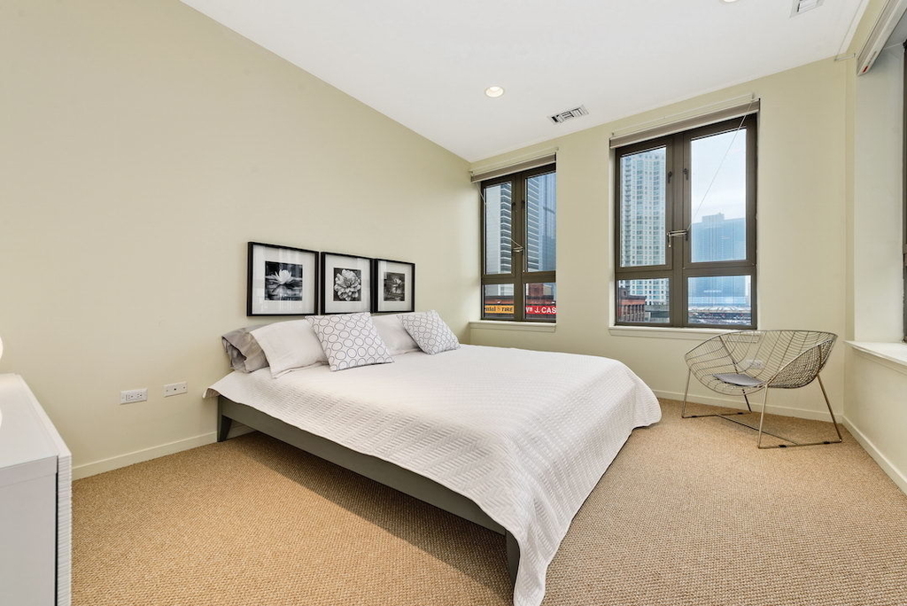 400 N Clinton Street - Photo 13