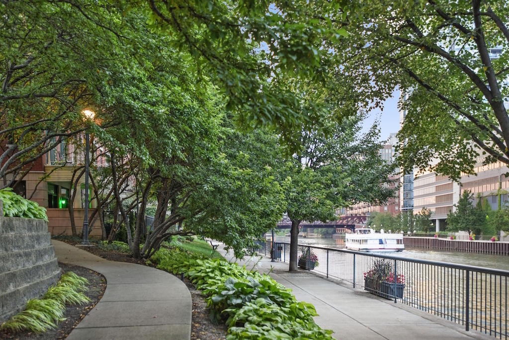 400 N Clinton Street - Photo 26