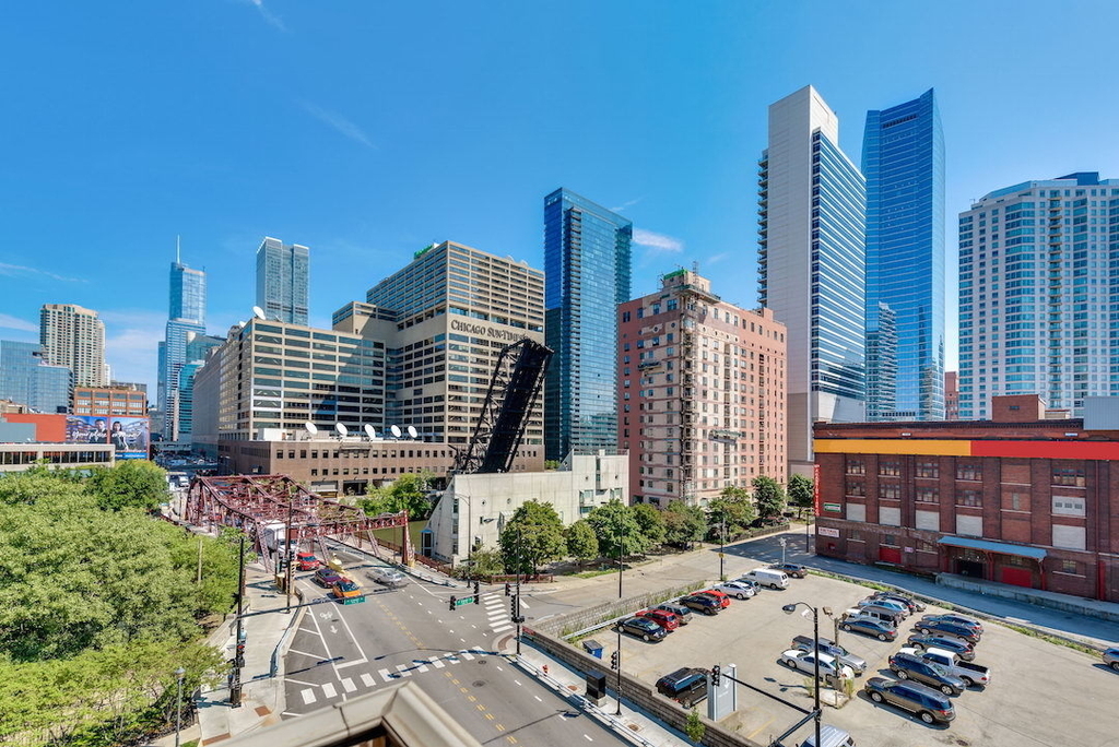 400 N Clinton Street - Photo 18