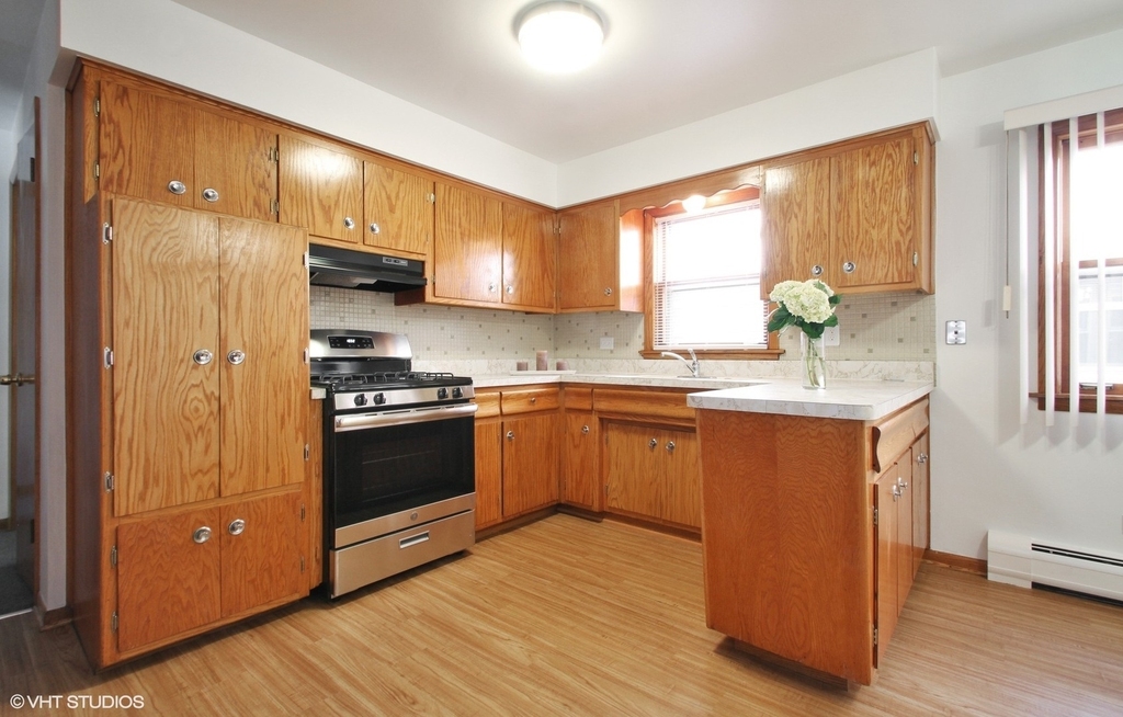 5534 W Bryn Mawr Avenue - Photo 5