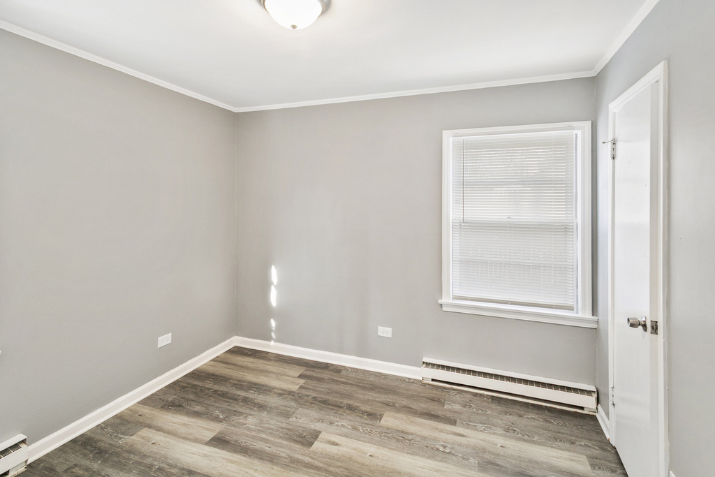 17306 Holmes Avenue - Photo 5