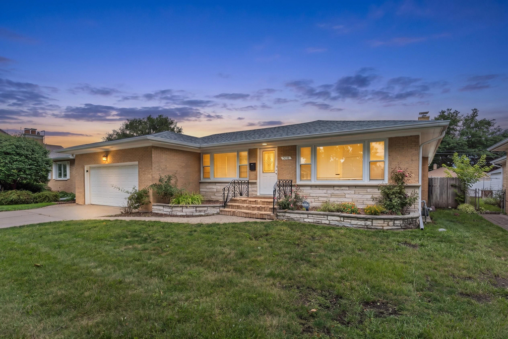 5018 Dobson Street - Photo 0