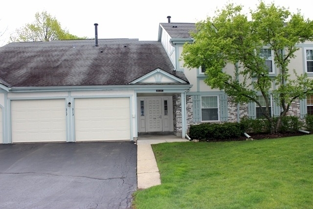 211 Blossom Court - Photo 0