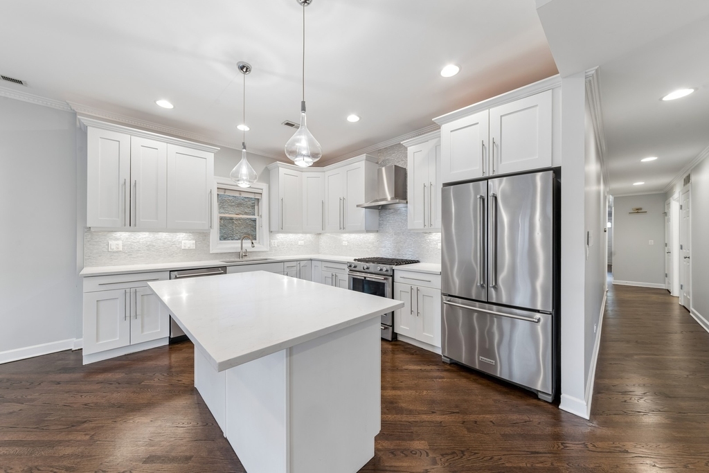 953 W Montana Street - Photo 4