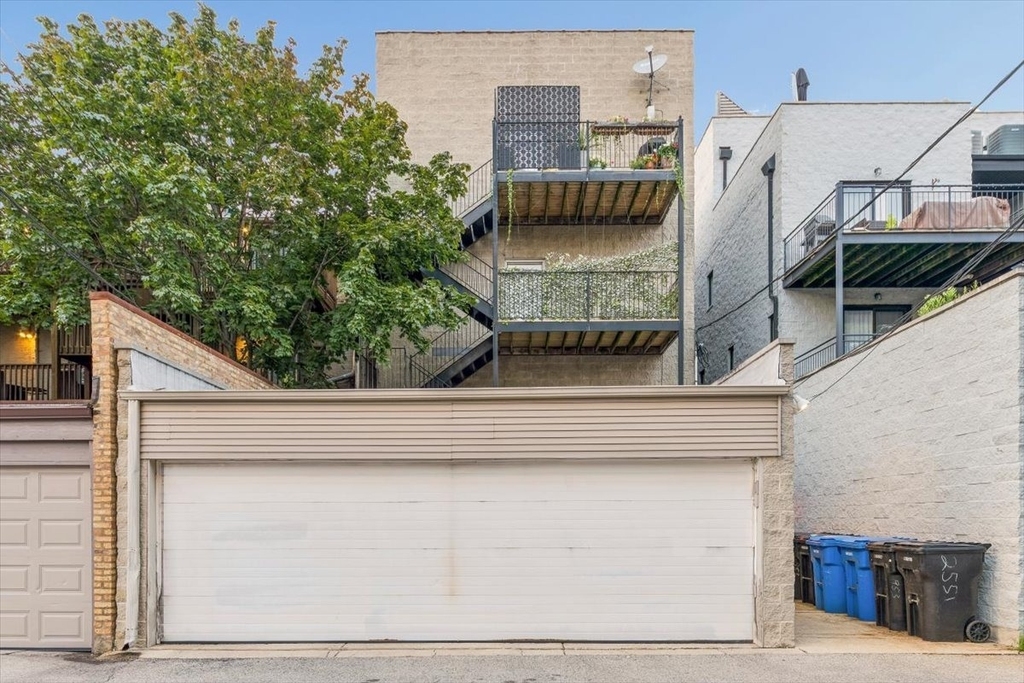 953 W Montana Street - Photo 13