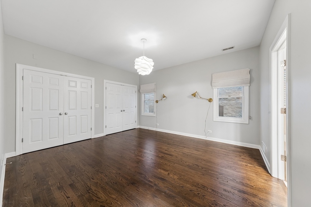 953 W Montana Street - Photo 5