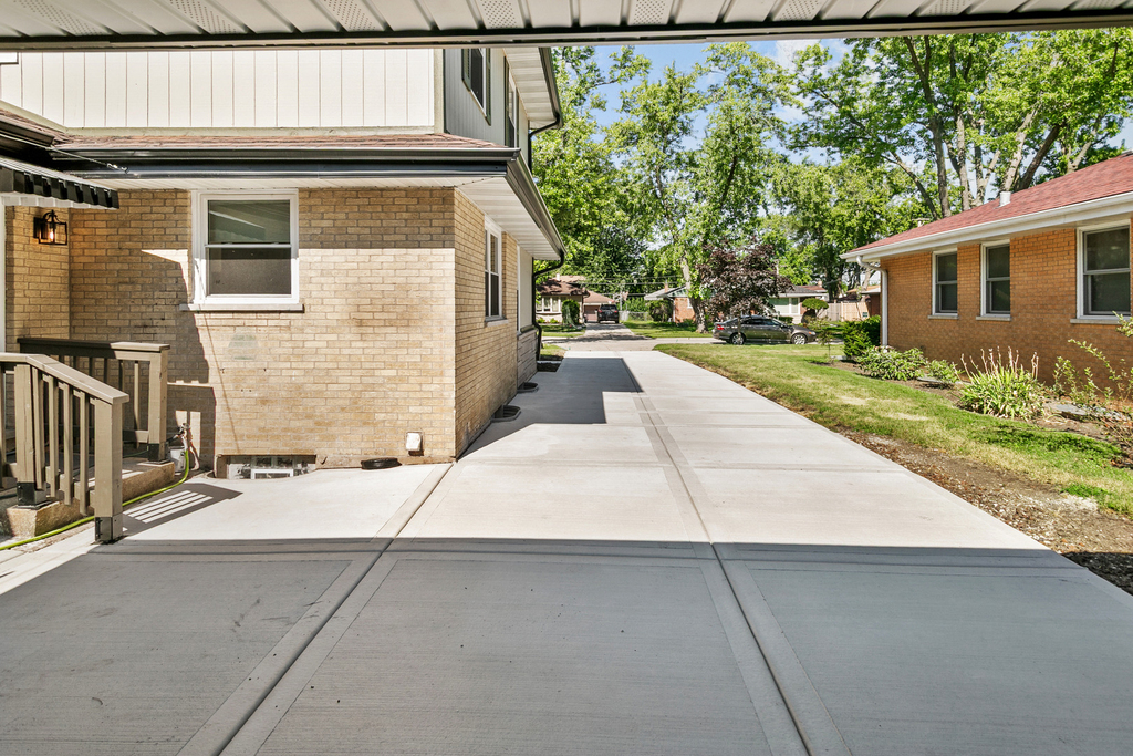 3n425 Howard Avenue - Photo 40