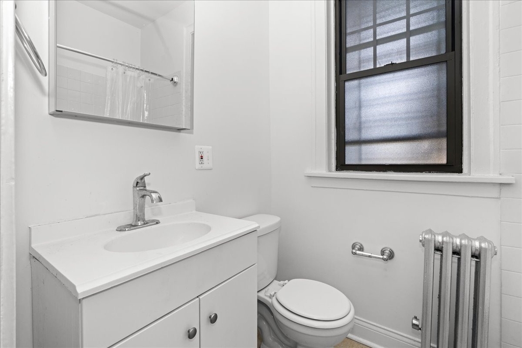 2348 W Addison Street - Photo 8