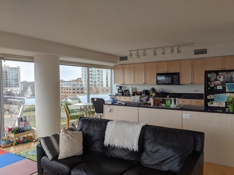 1720 Maple Avenue - Photo 4