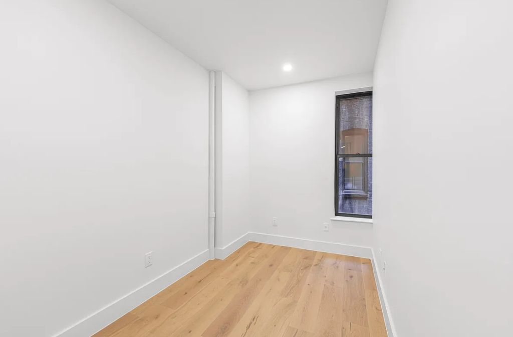 190 6th Avenue - Photo 8