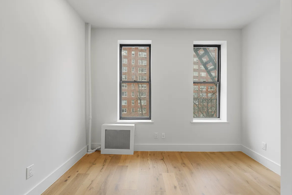 190 6th Avenue - Photo 3