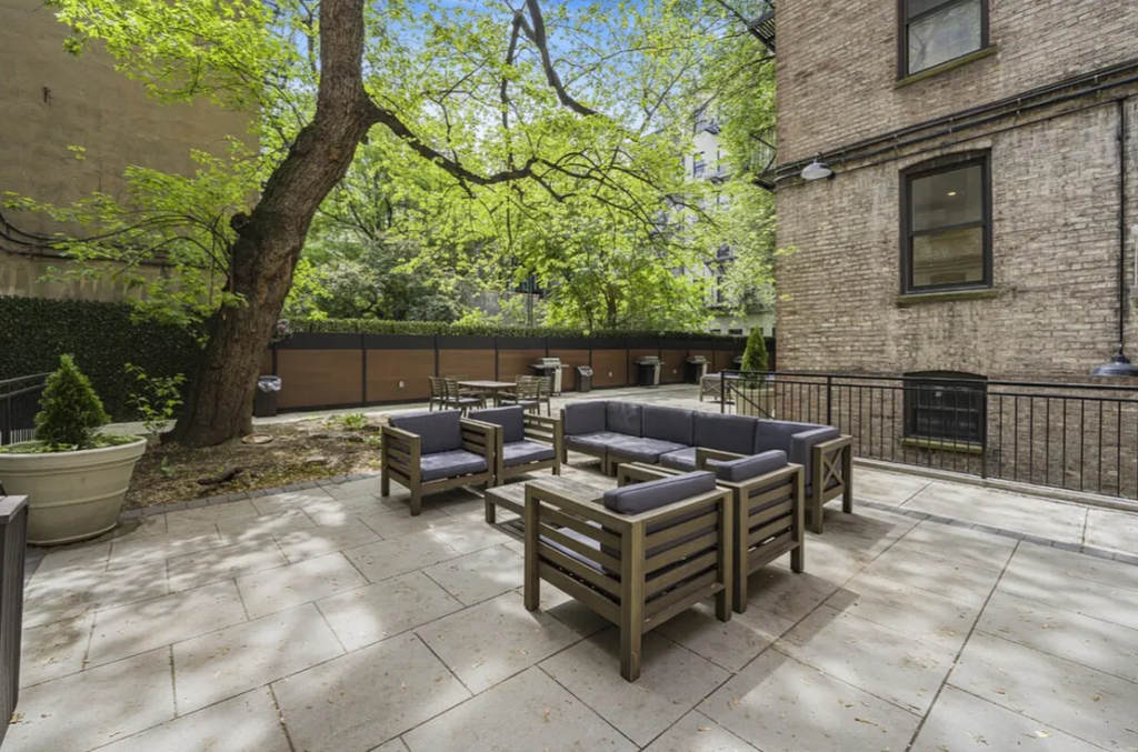 58 Avenue A - Photo 13