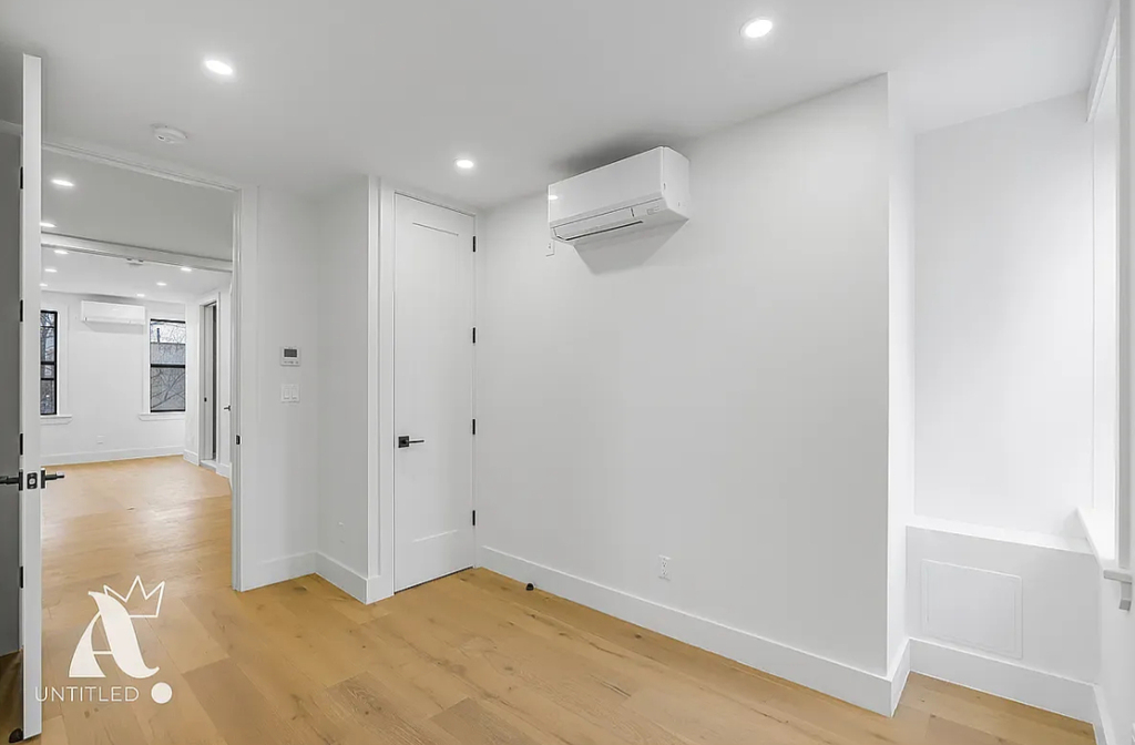 58 Avenue A - Photo 8