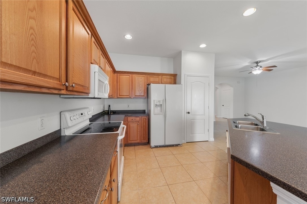 2410 Verdmont Court - Photo 5