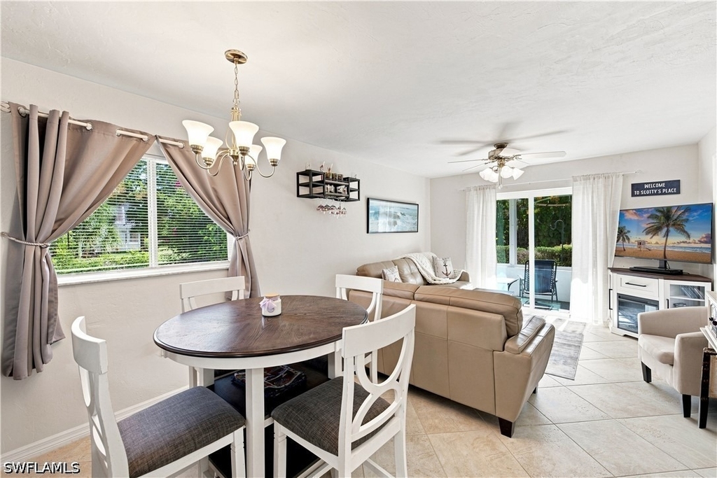 8135 Country Road - Photo 5
