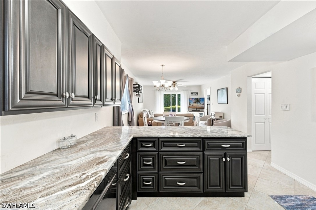 8135 Country Road - Photo 3