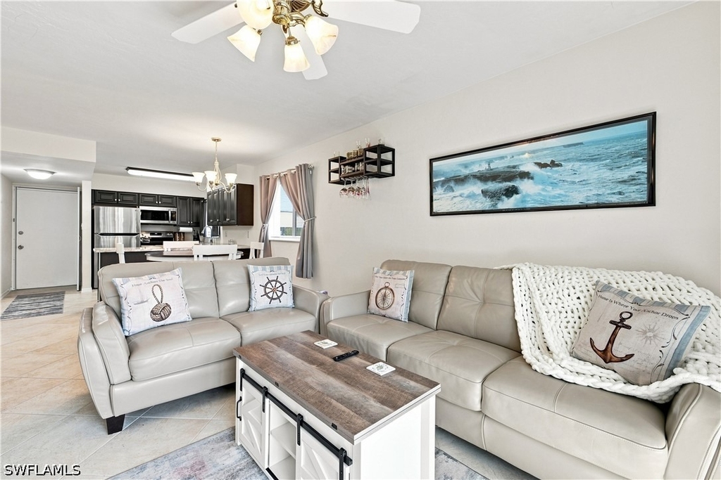 8135 Country Road - Photo 7