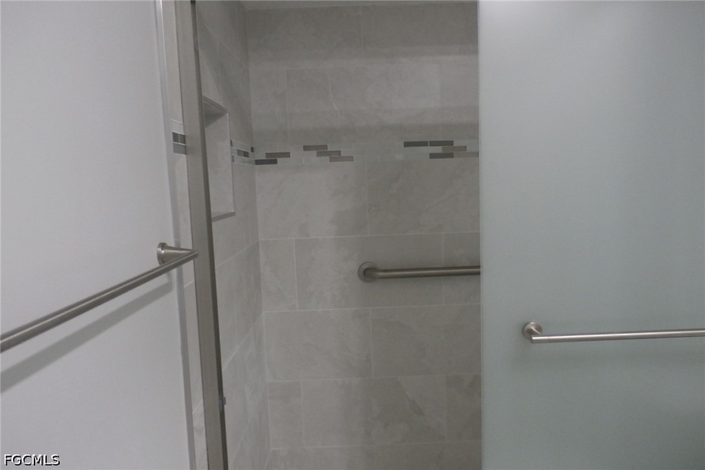 11110 Caravel Circle - Photo 14