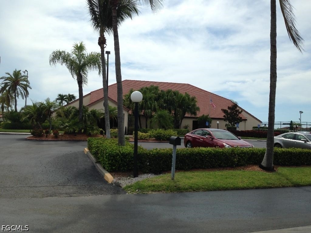 11140 Caravel Circle - Photo 17