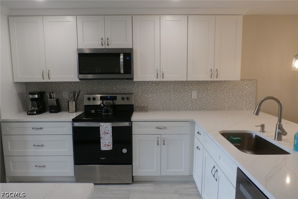 12621 Kelly Sands Way - Photo 3