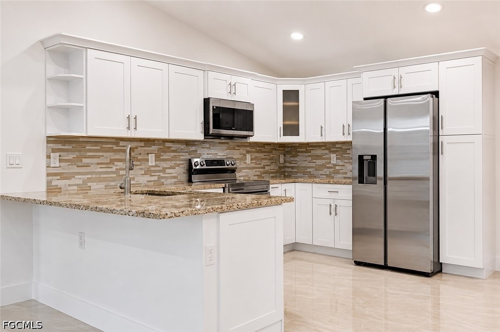 640 Lydia Street - Photo 1