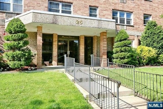 25 Jefferson - Photo 0