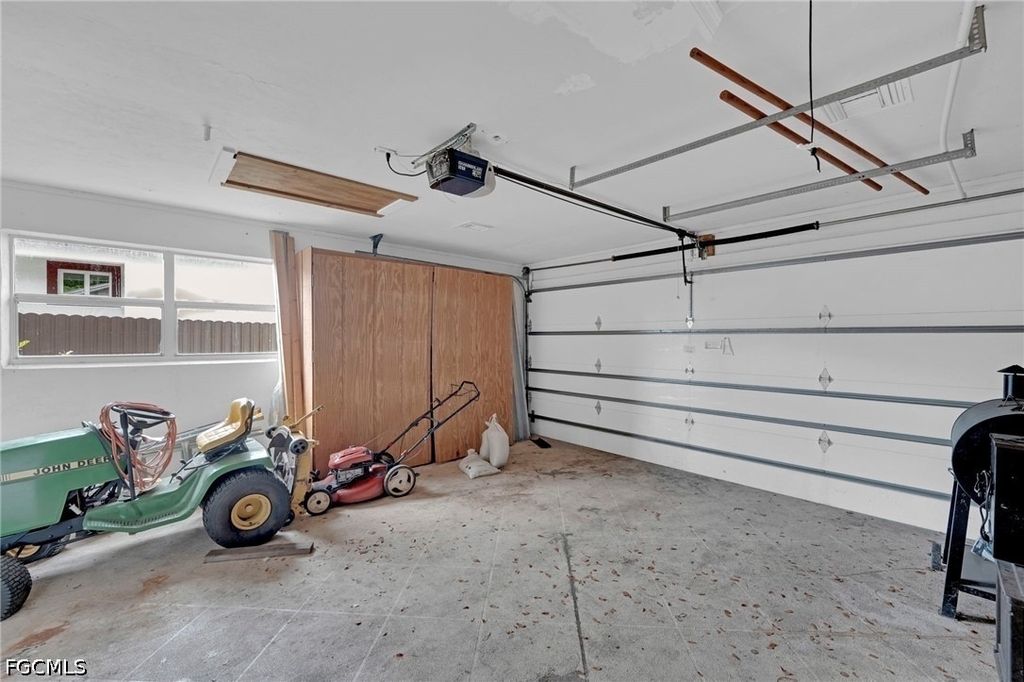 2506 Se 8th Avenue - Photo 23
