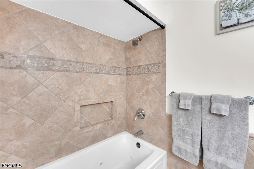2506 Se 8th Avenue - Photo 14