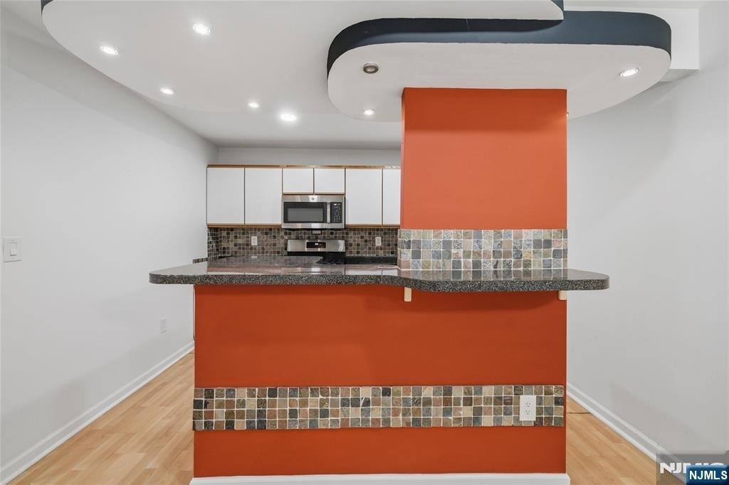 2148 Jordan - Photo 9