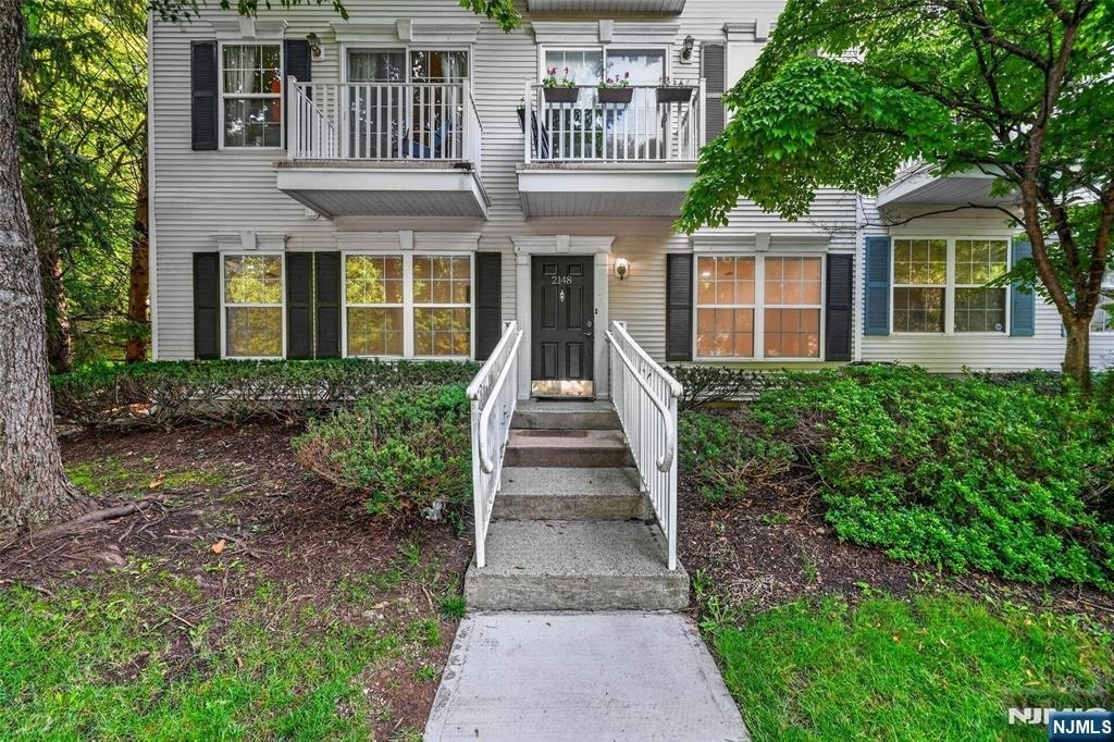 2148 Jordan - Photo 2