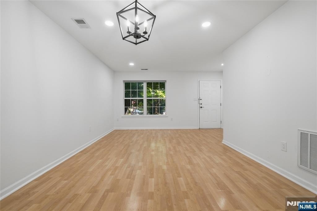 2148 Jordan - Photo 7