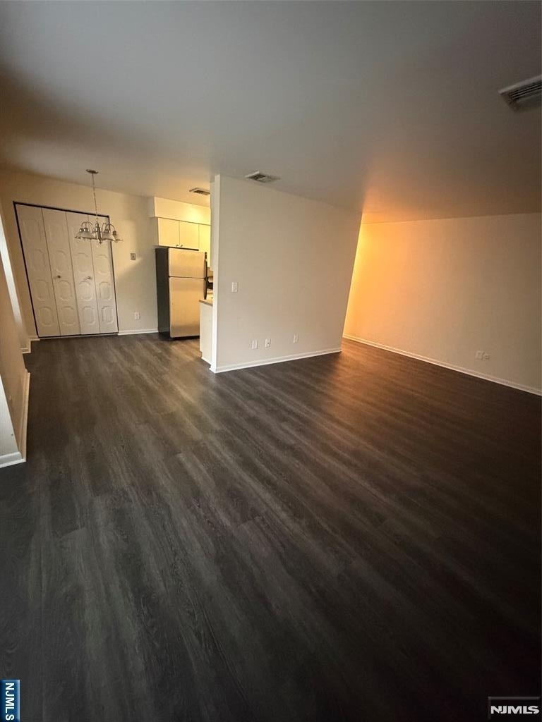 201 Piermont - Photo 3