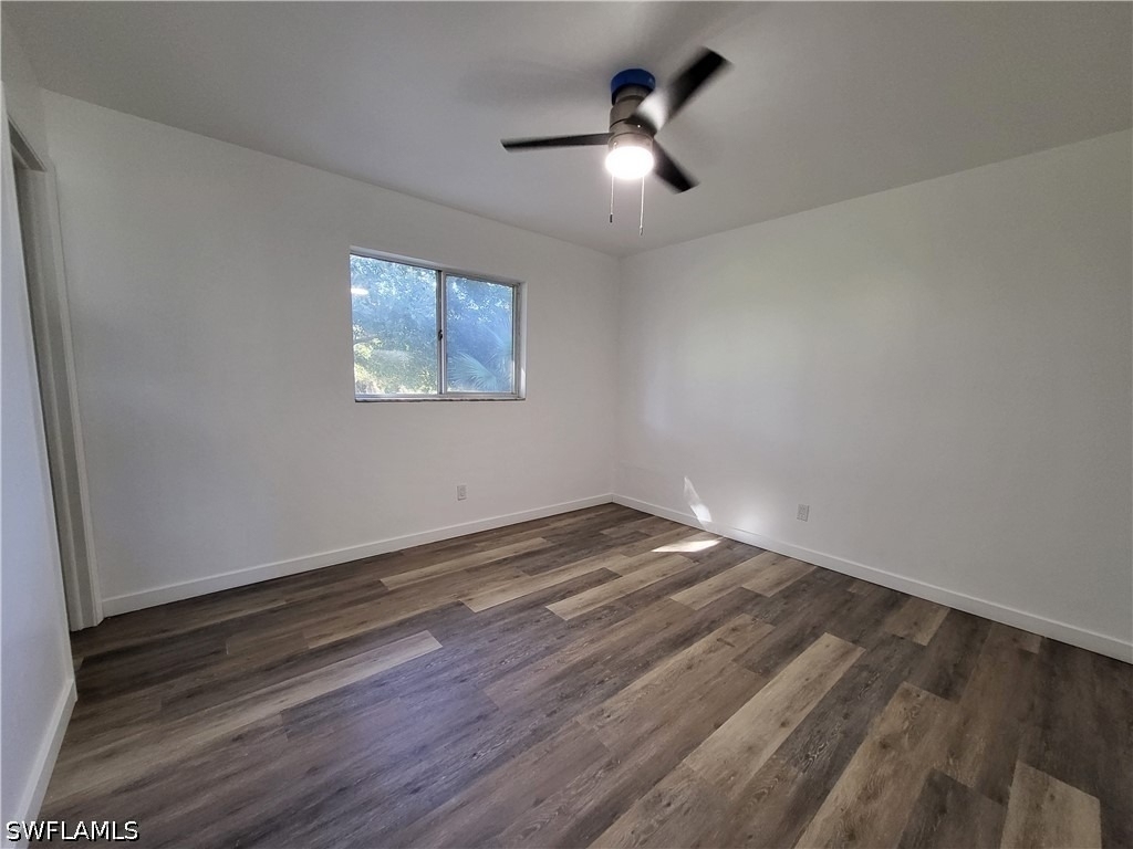 6143 Hester Avenue - Photo 12