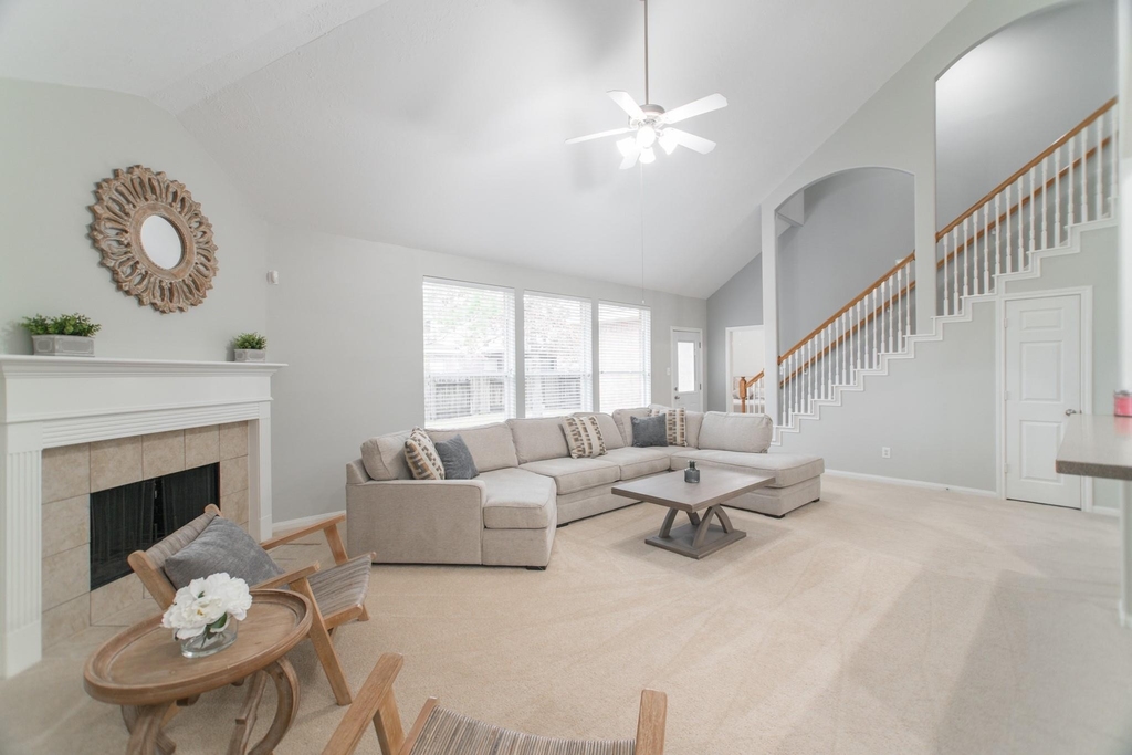 27 Gilmore Grove Place - Photo 13
