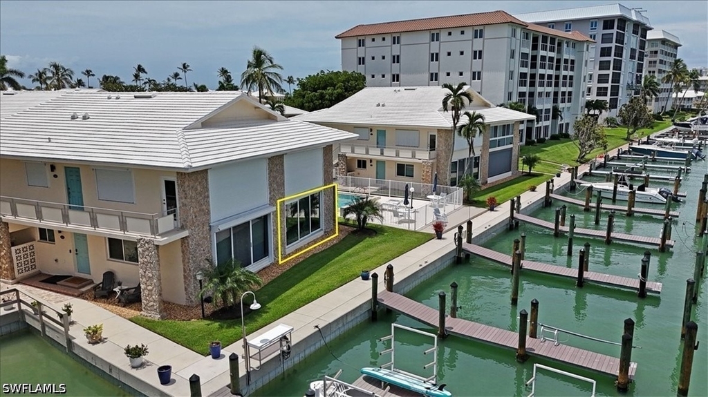 2500 Gulf Shore Boulevard N - Photo 3