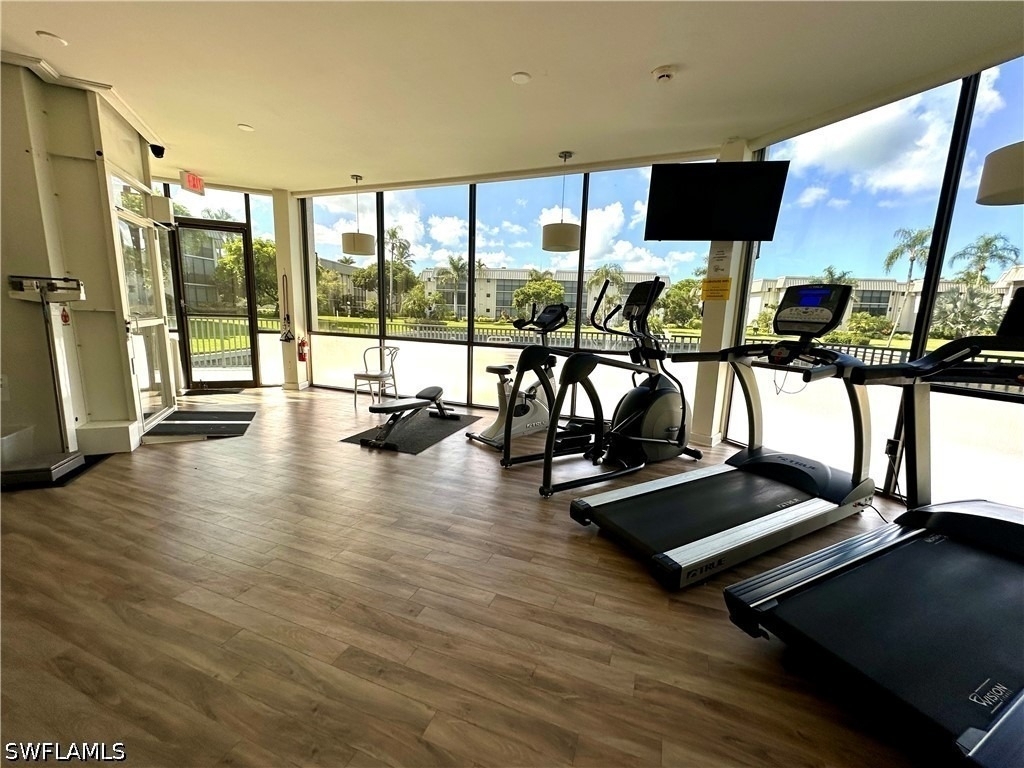 788 Park Shore Drive - Photo 25