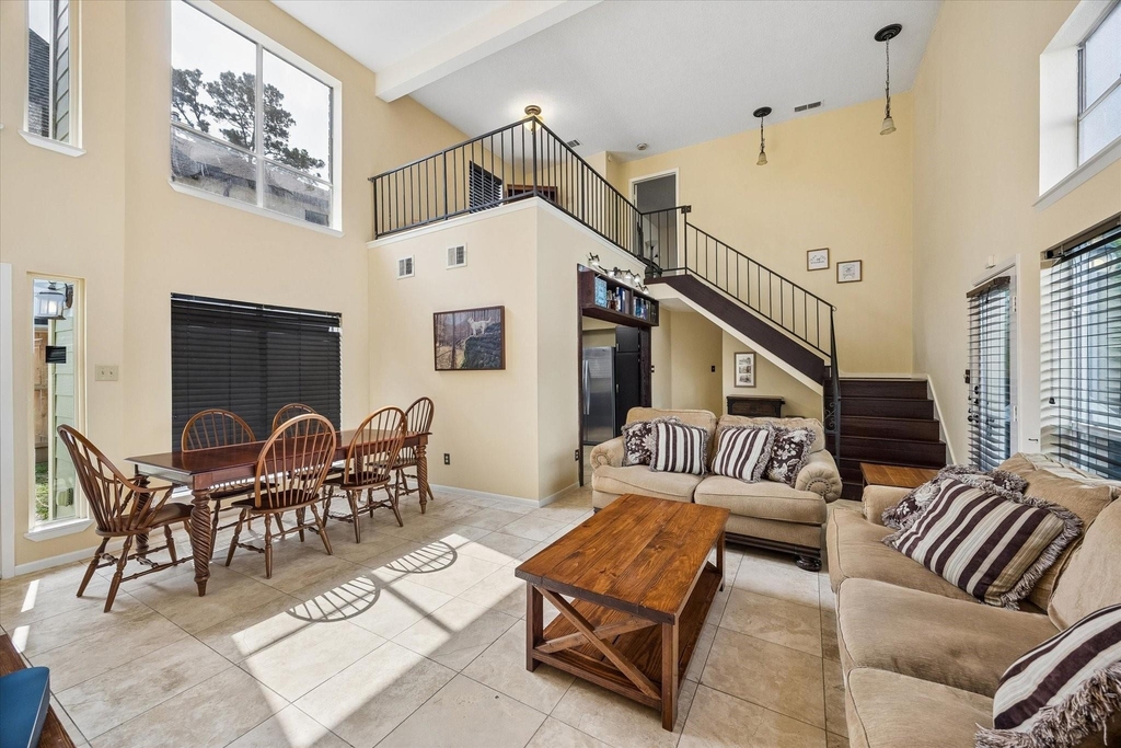 963 Althea Drive - Photo 3